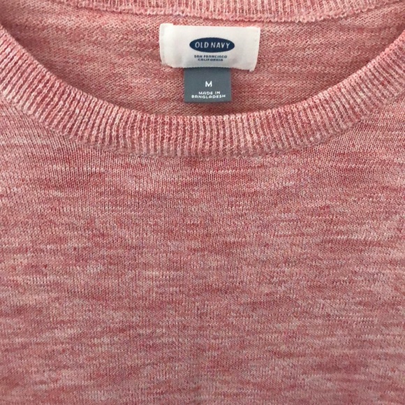 Old Navy women’s Beautiful Top New - Picture 3 of 4